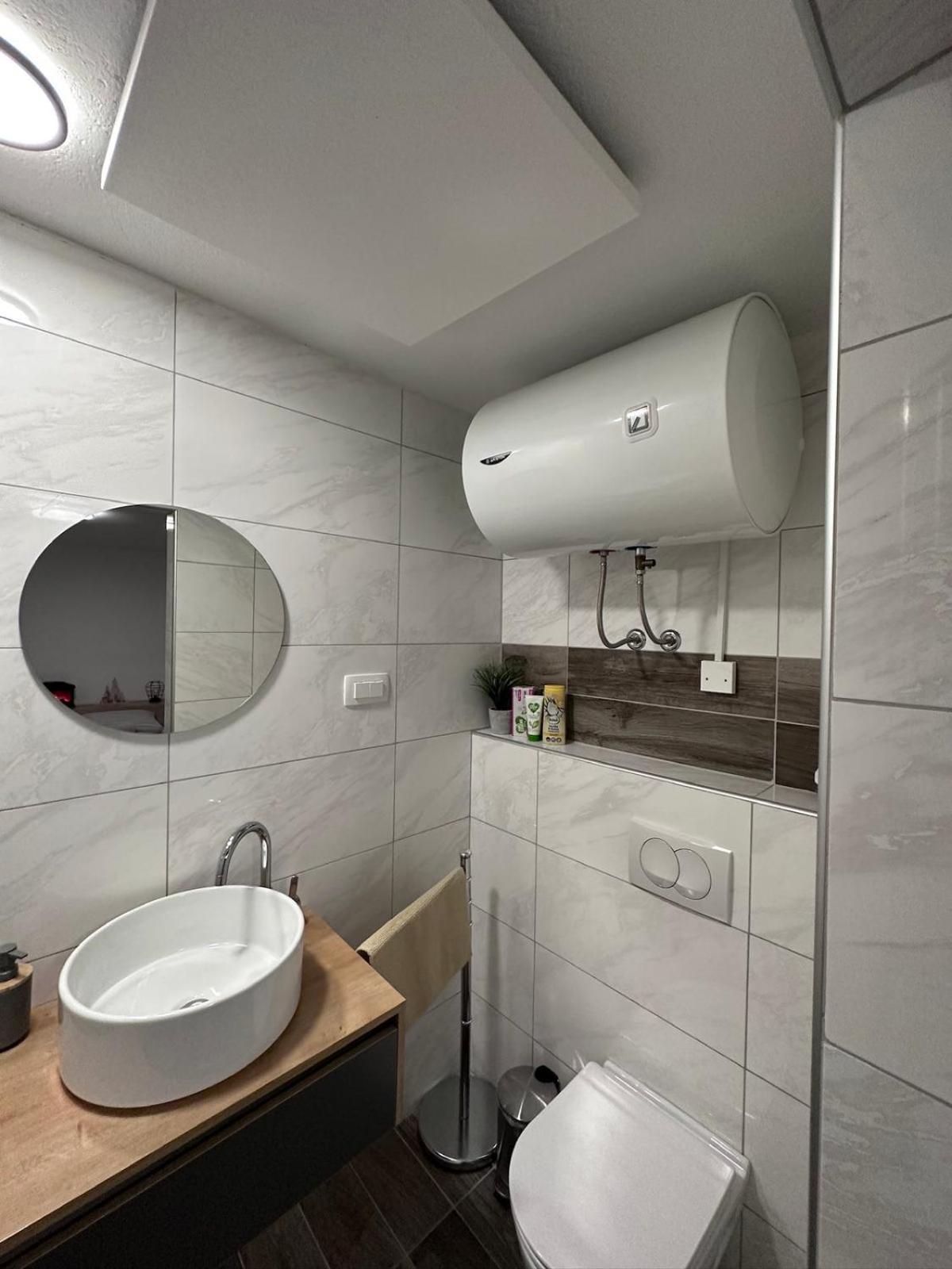 קרנייסקה גורה Apartma Studio Jana מראה חיצוני תמונה