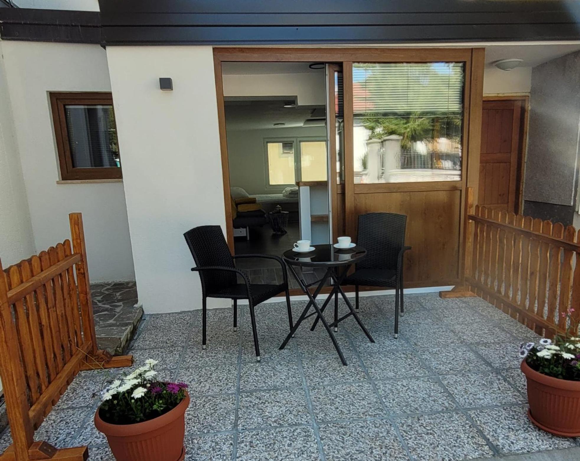 קרנייסקה גורה Apartma Studio Jana מראה חיצוני תמונה